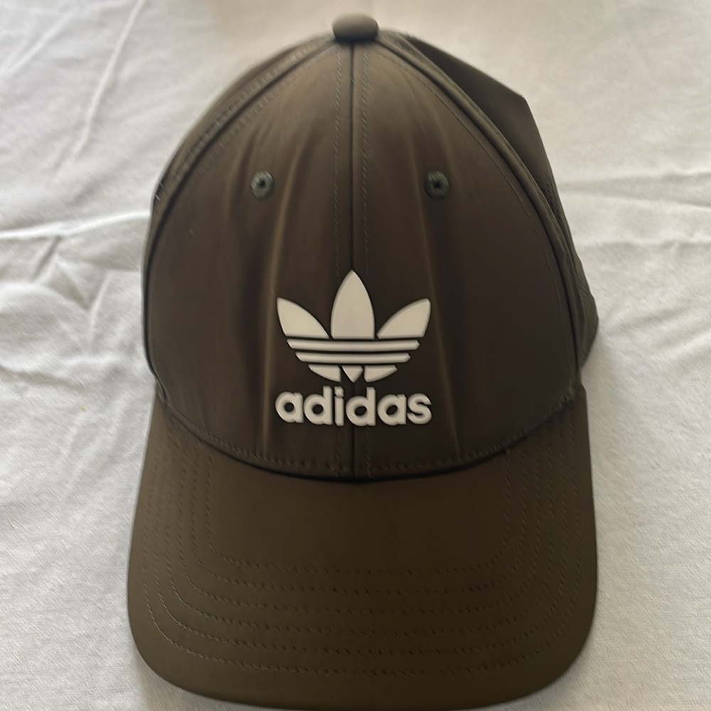 💲SOLD Adidas cap 💲SOLD